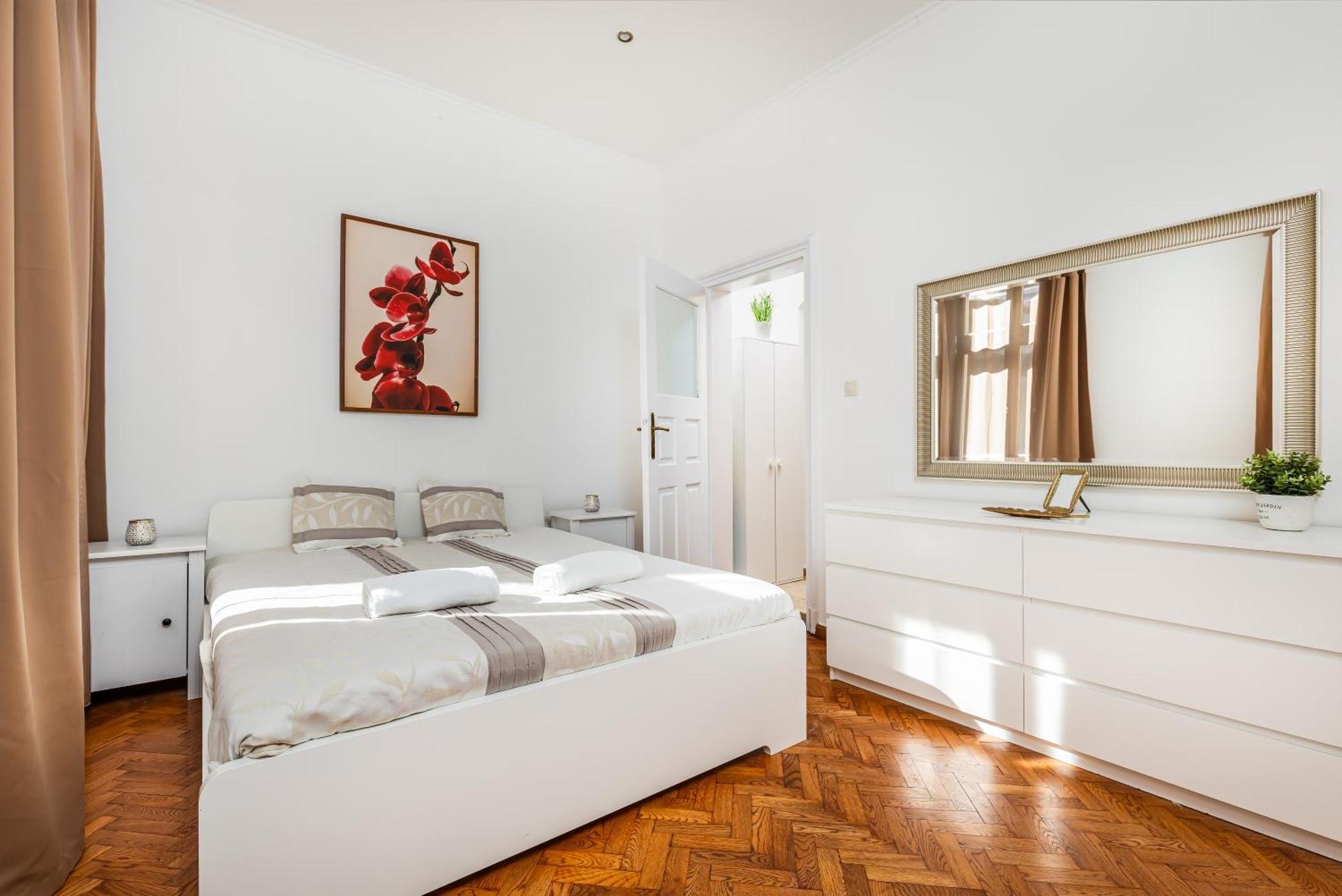 Apartment Real Andrassy
